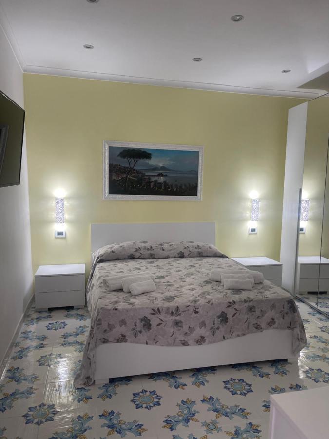 Ferienwohnung La Stanza Di Penelope Neapel Exterior foto